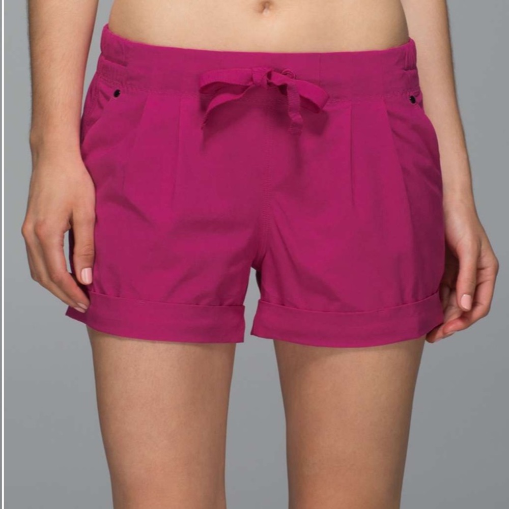 Spring Break Away short- magenta